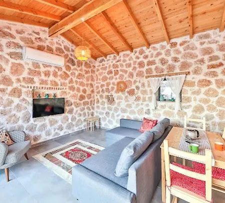 Mirador Stone