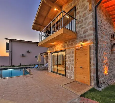 Villa Mirador Stone